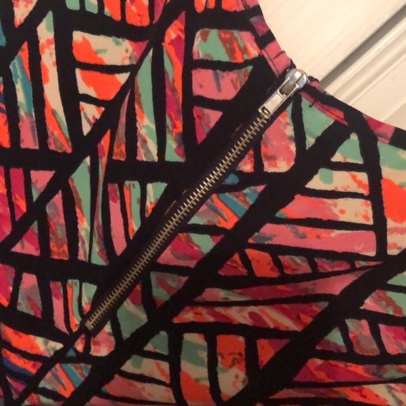 Multi color top - Picture 3 of 4